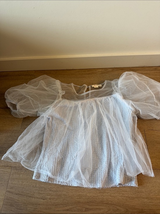 Anthropologie Tops - Anthropologie White Sheer Puff-Sleeve Peasant Blouse